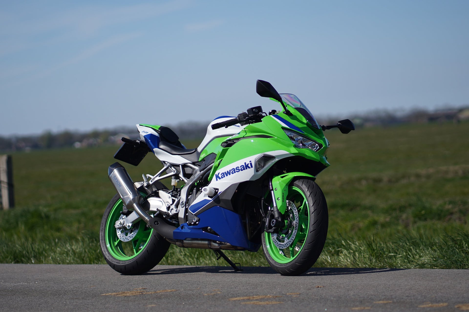 Arrow Indy Race slip-on review | Kawasaki ZX-4R Forum