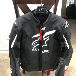 Alpinestars GP Plus R V4 Rideknit size USA-42 EURO-52 ONE